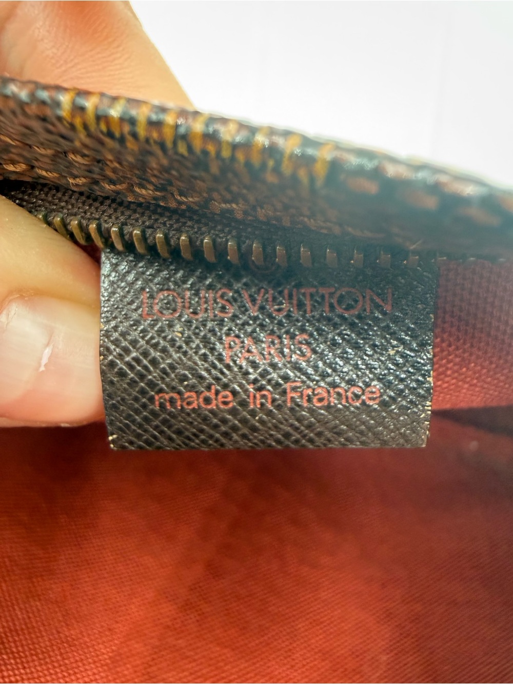 Authentic Louis Vuitton - Picture 11 of 15